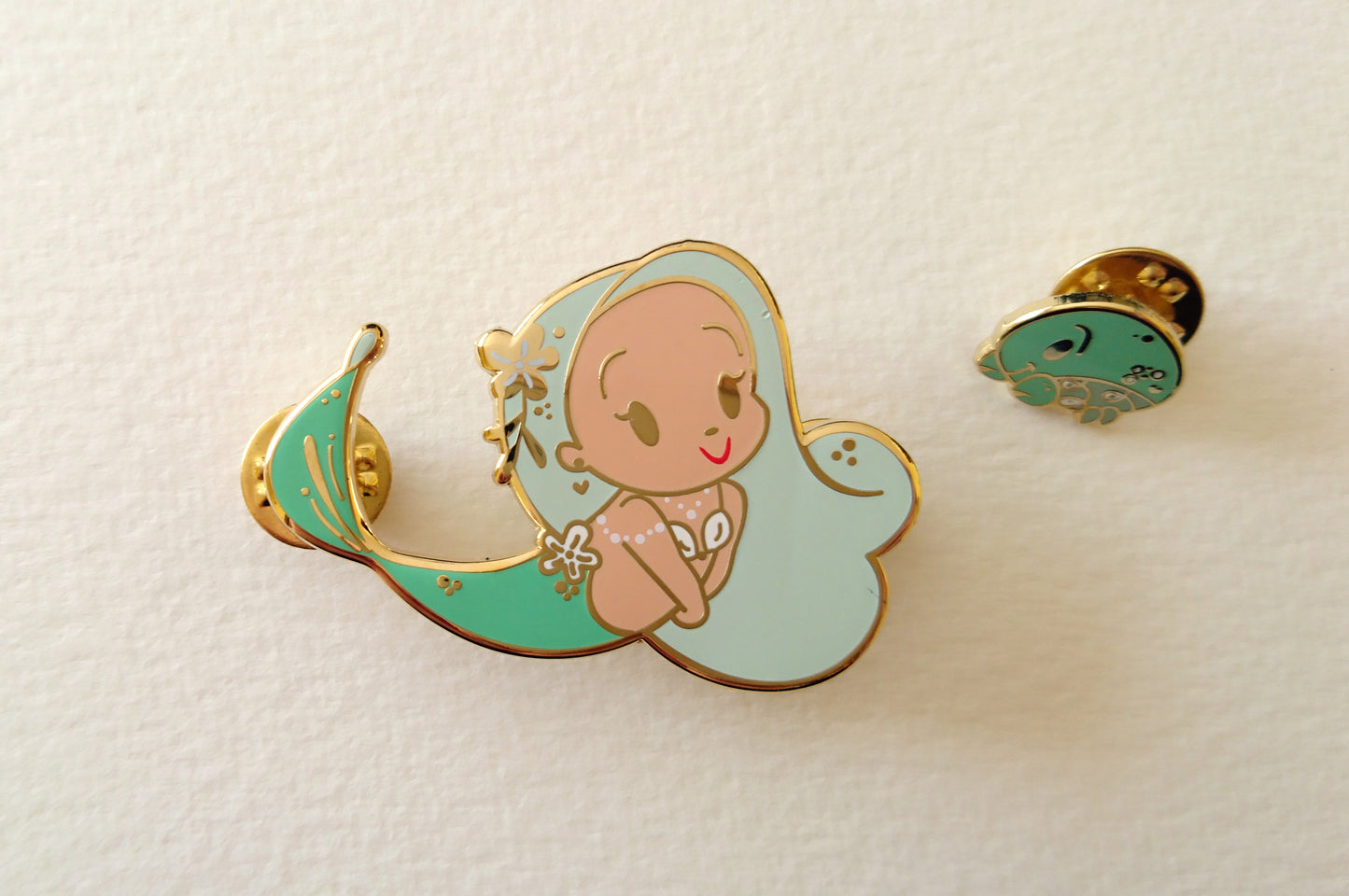 Mint Mini Baby Mermie With Crab Pin Set